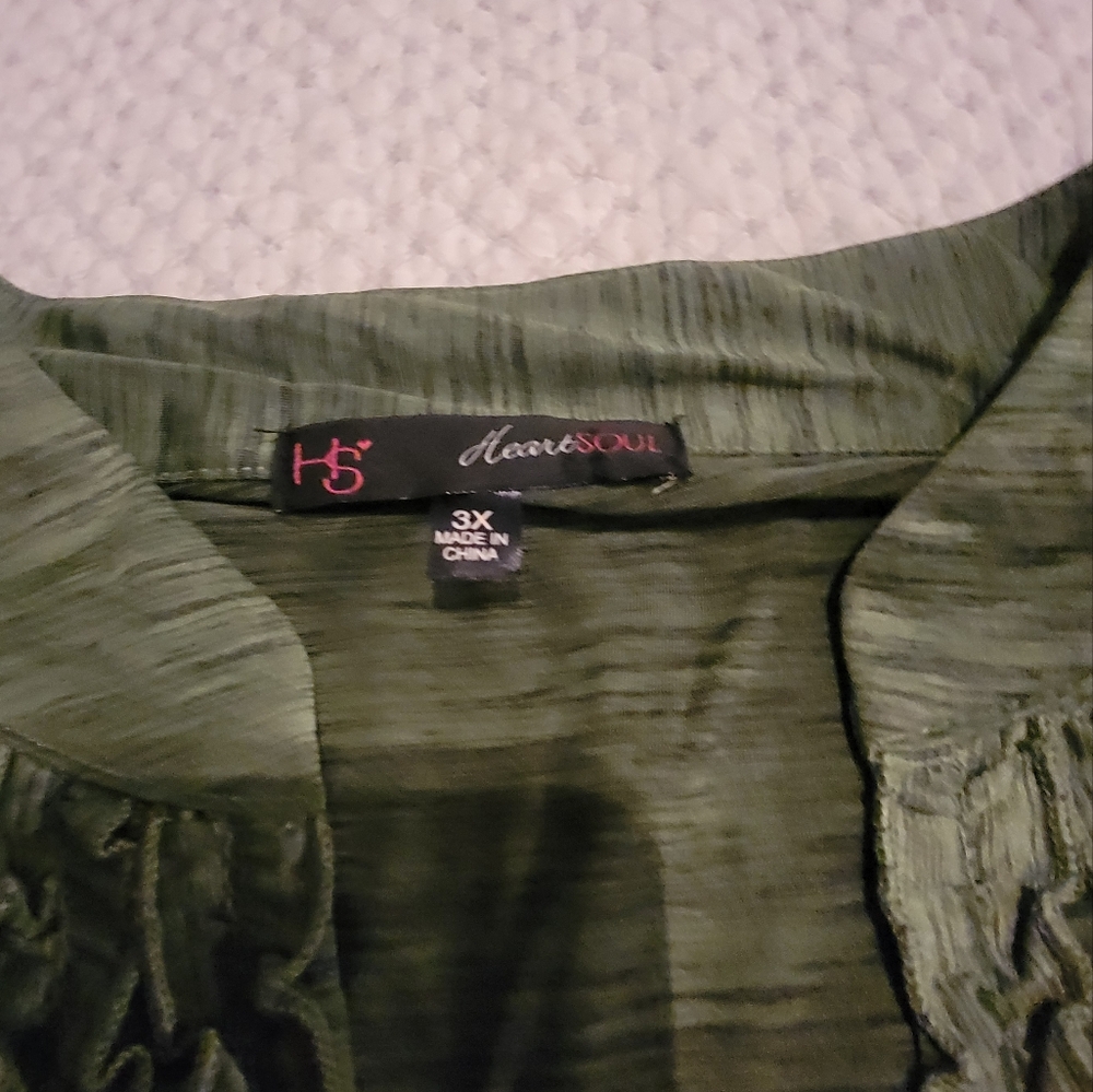 Top - Picture 3 of 3